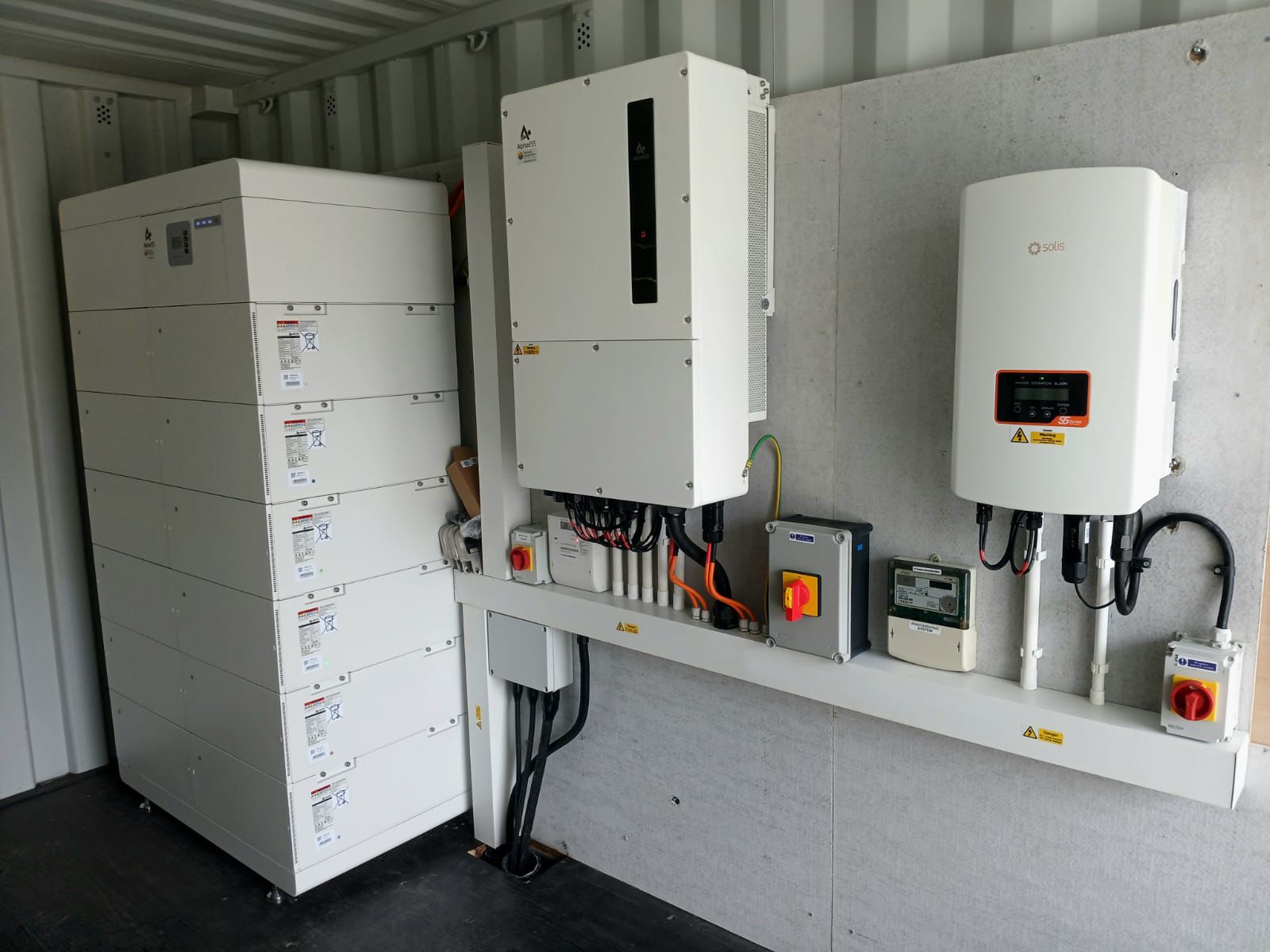 Chynoweth Farm: Delivering One of the UK's First AlphaESS Stax-M50 Installations